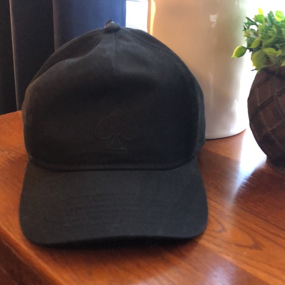 Kate Spade Slick Poker Gambling Las Vegas Baseball Cap Elastic Back Black NWT - Picture 2 of 8